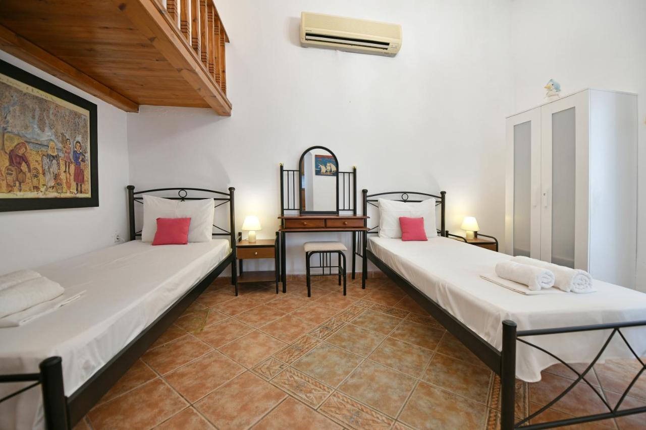 Maria'S House Villa ไฮดรา ภายนอก รูปภาพ