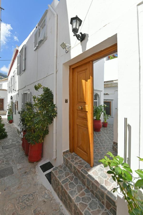 Maria'S House Villa ไฮดรา ภายนอก รูปภาพ