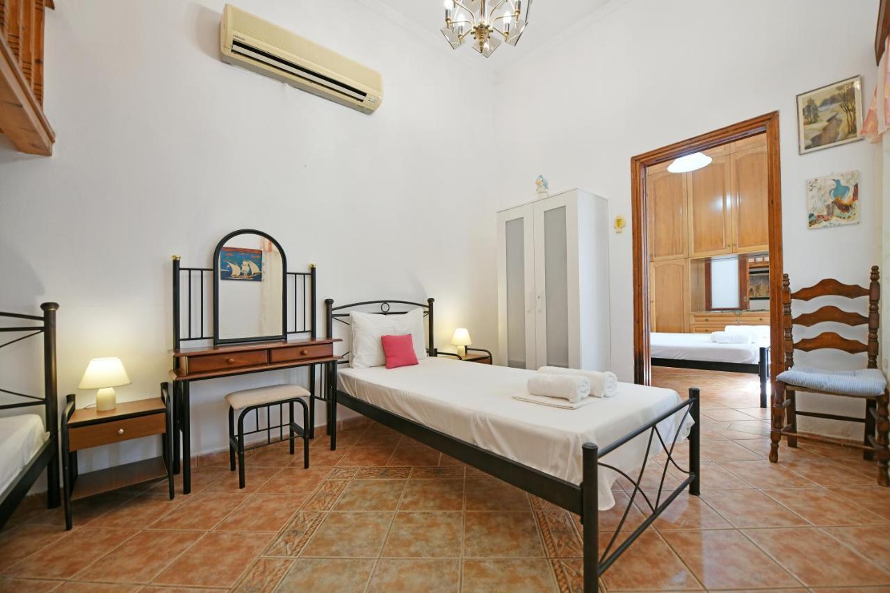 Maria'S House Villa ไฮดรา ภายนอก รูปภาพ