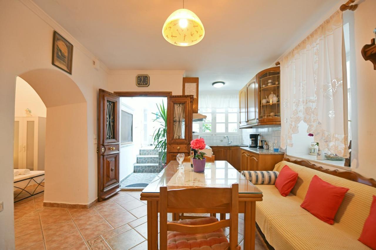 Maria'S House Villa ไฮดรา ภายนอก รูปภาพ