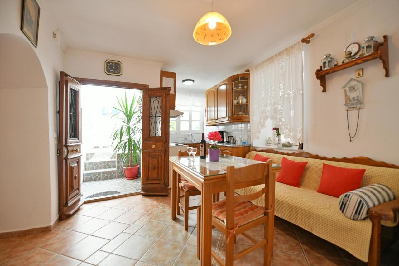 Maria'S House Villa ไฮดรา ภายนอก รูปภาพ