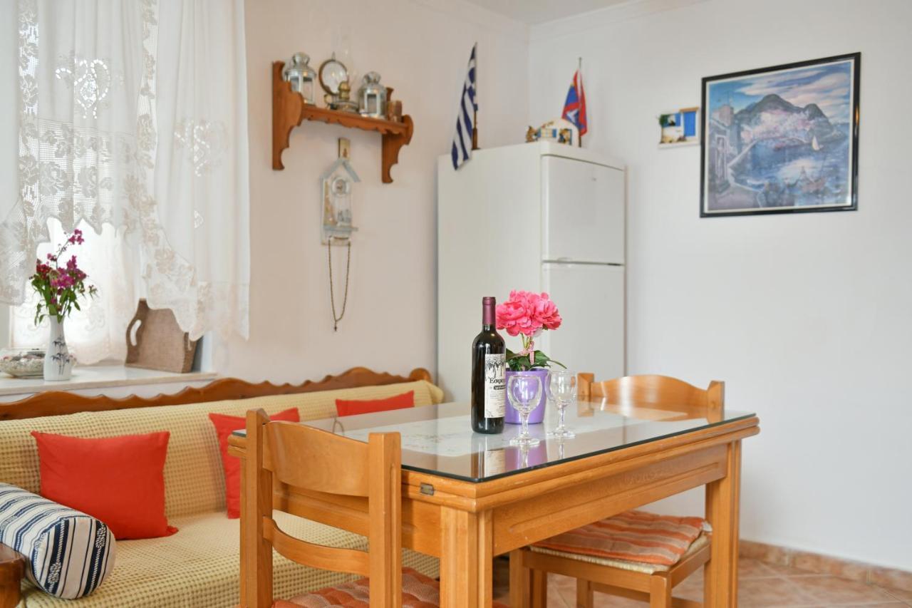 Maria'S House Villa ไฮดรา ภายนอก รูปภาพ